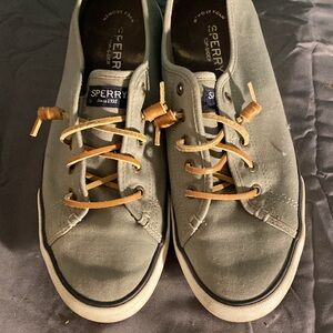 Sperry Woman’s Gray Canvas Shoes